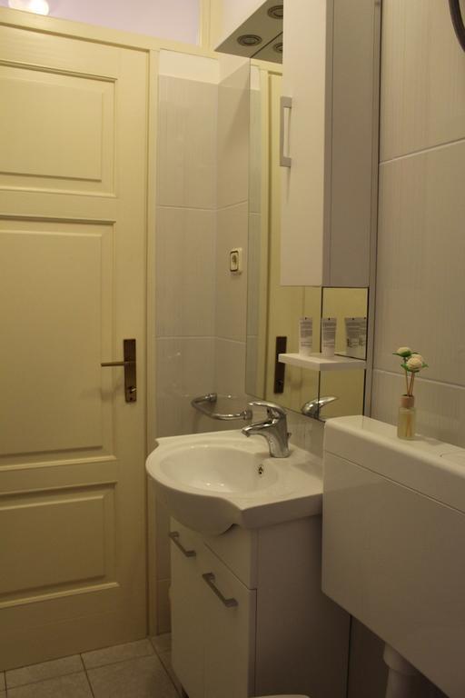 Rooms & Studio Bellina Skradin Exterior foto